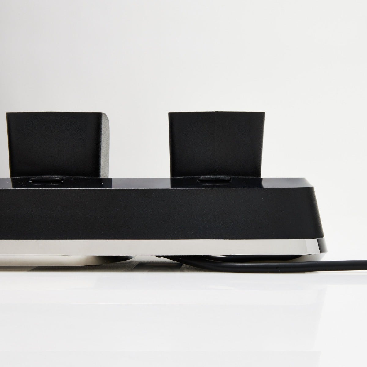 Wahl Professional Power Station Multi-Charge 3 Tools at Once